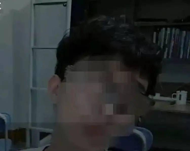 那个被54万人围观裸照的女生，怎么样了？