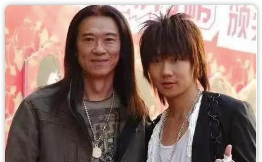 痛惜！62岁音乐人林秋离因病去世，儿子捐肝55%，移植后仅活13天