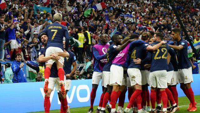 原凯恩点球不中英格兰出局，法国晋级半决赛对阵摩洛哥