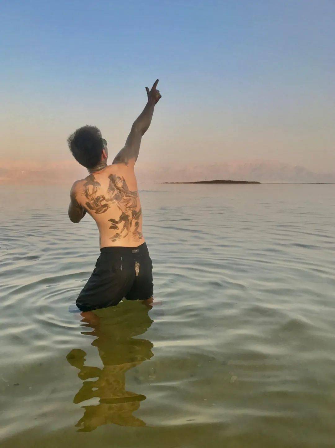 6��13��Ӧ��֮��Ү·����-��ɫ��Լ���Լ�֮��