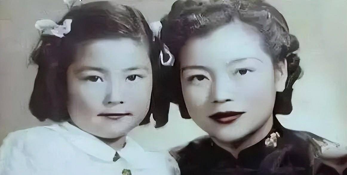 1949年蒋介石败走之际，把3名女性添进撤离名单，她们结局若何？