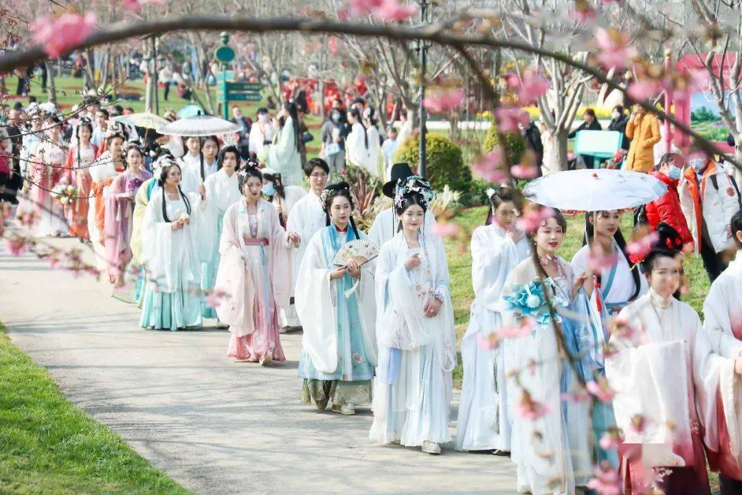 免费票来袭！铜梁龙景区十万株郁金香盛开啦~2月18日浩大开幕