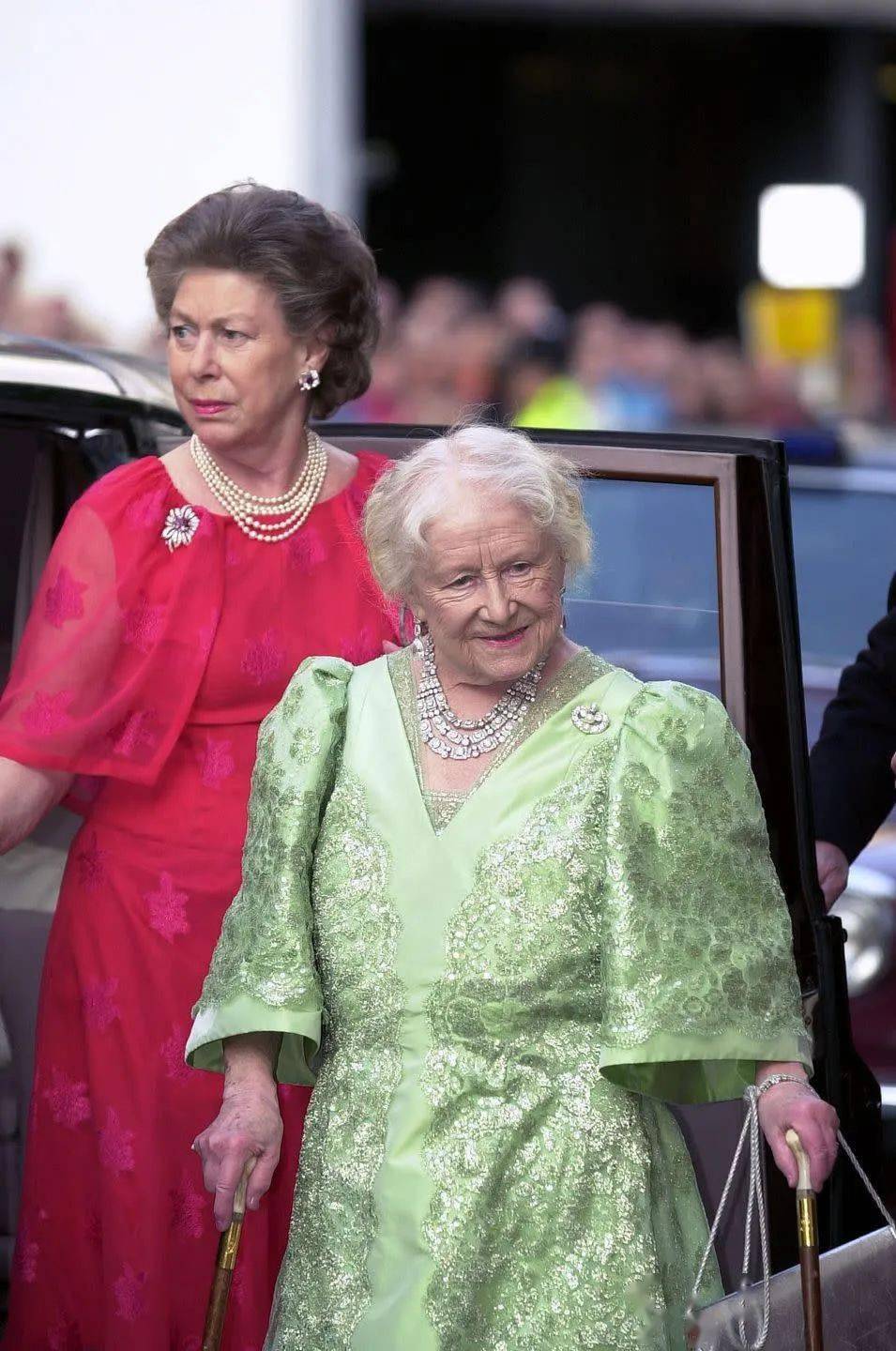 ƽ����Ů����쭡���20�����������罻���£��鱦���������ҷ� ...