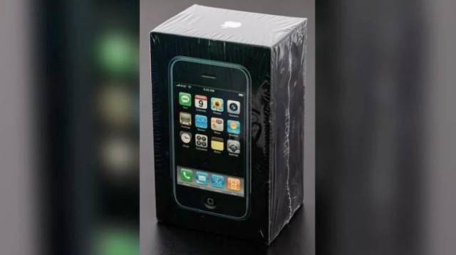 创纪录：未拆封初代苹果iPhone拍出6.3万美元