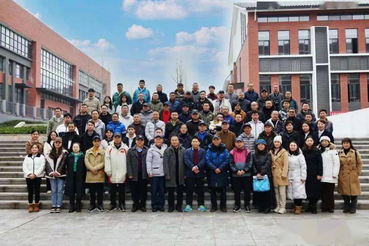 【IM电竞 电子竞技平台协会动态】贵州省航空运动协会首届会员大会举行(图3)