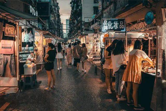 摆摊、剧本、奶茶店…米乐M6 M6米乐年轻人创业屡战屡败又再战(图2)
