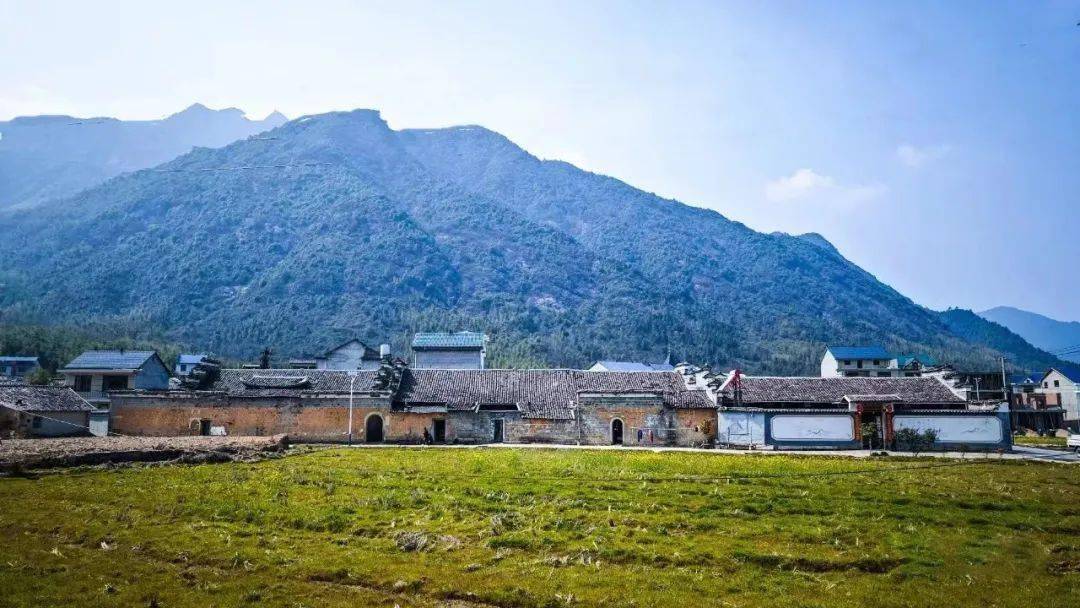 ���Ļ�Ǧɽ�������·�