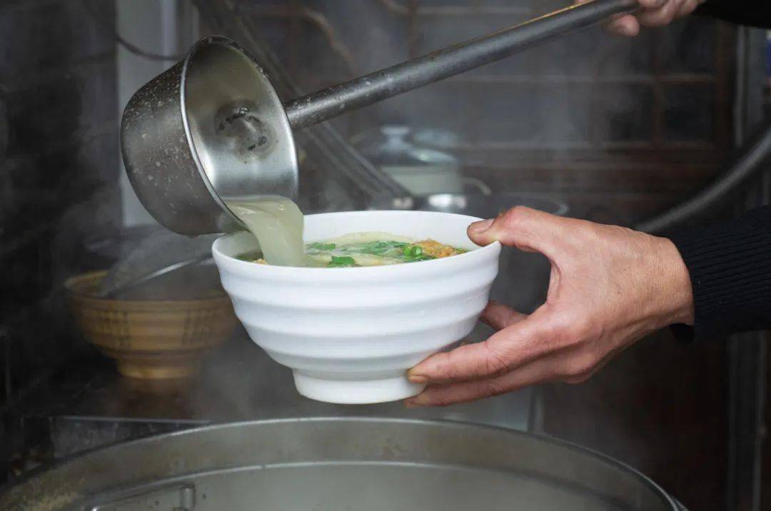 �й���һ�Ʋ���5A������Ƿծ4���ڣ���Ʊ���Ǽۣ���Ȫˮֻ ...