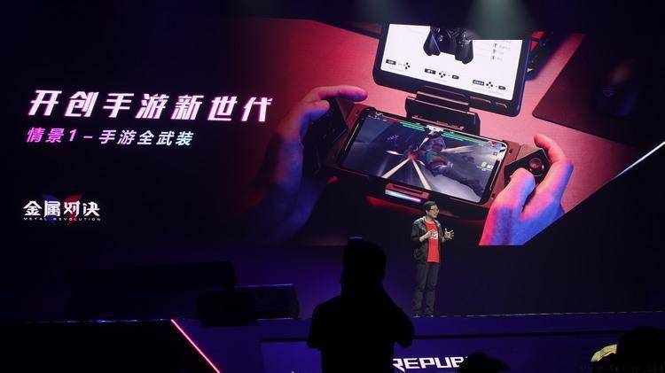 ��ѶROG��Ϸ�ֻ�7 Pro���⣺��ֹӲ�ˡ�������������