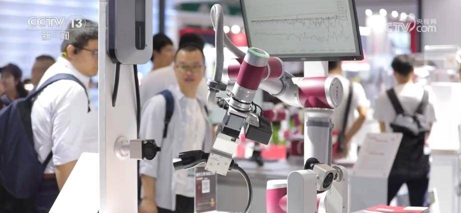 多款国产机器人亮相工博会 焊接机器人核心零配国产化率提升(图3)