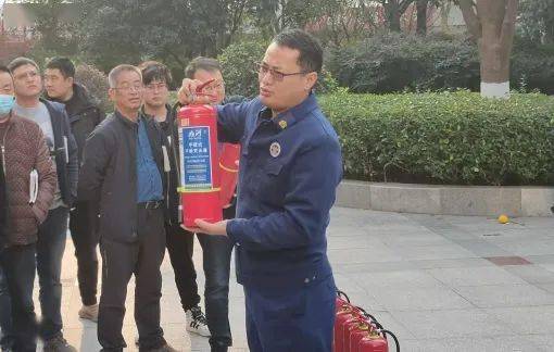 市交通工程建设服务中心举办消防K1体育 k1体育平台 十年品牌安全主题培训(图2)