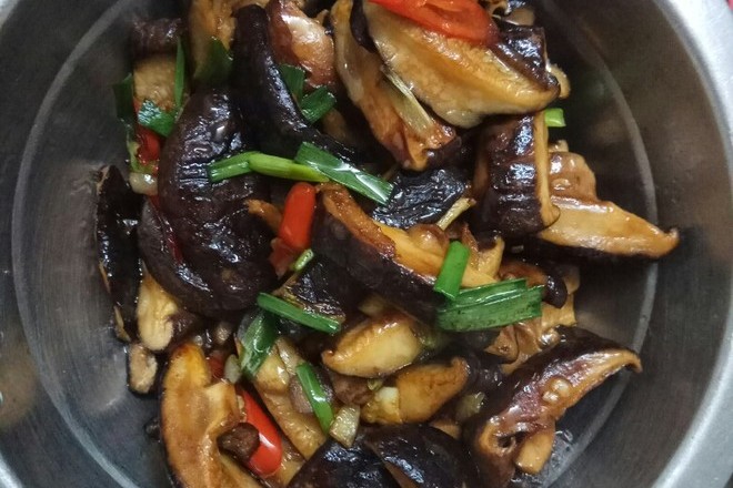 家常素菜菜谱,素炒干香菇,简单美味营养,吃不够,适合夏天_手机搜狐网