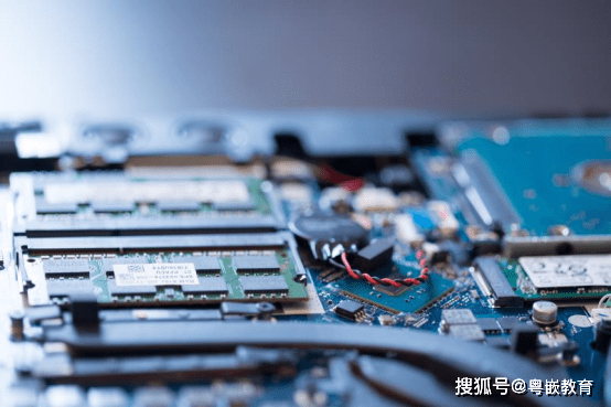 嵌入式开发：嵌入式基础——硬件和软件断点