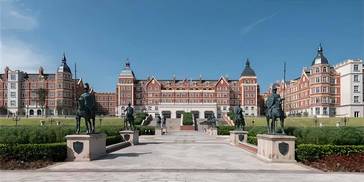 “去赏花、去恋爱”，高校春假来了