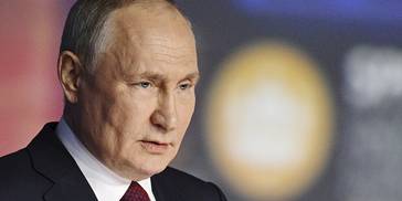 普京警告：如乌获得F-16战机，其也会像“豹”式坦克一样燃烧