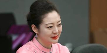 毕红：穿上传统美衣走出去 ，让世界瞩目中国美 | 致敬心艺 非遗100人