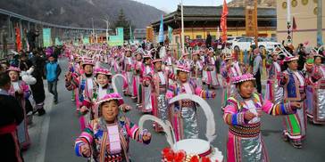 涪江流域文化旅游发展联盟成立 平武借大熊猫白马人IP助推经济发展