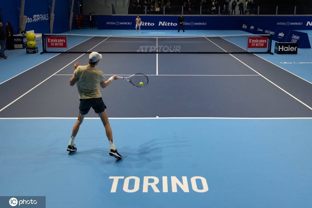 sinner),2001年8月16日出生于意大利南蒂罗尔圣坎迪多,意大利网球运动