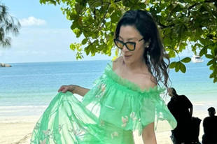 杨紫琼回娘家举办婚宴 何超琼穿短裤到场