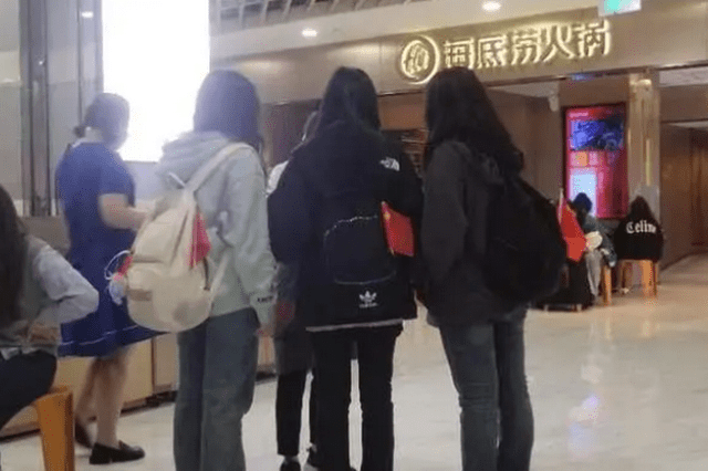 特种兵式旅游:年轻就该体验生命的美好