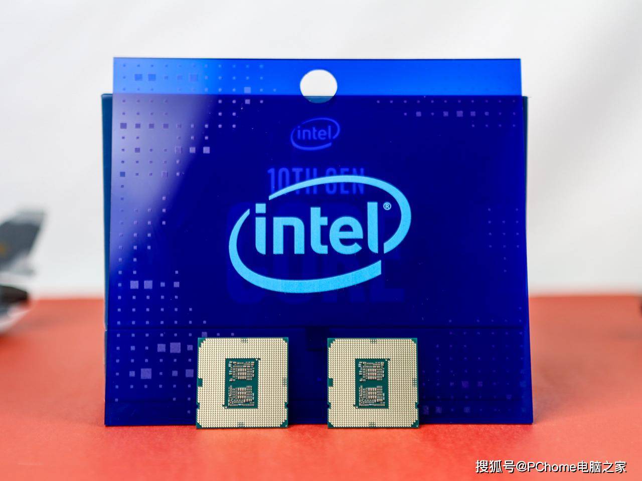 intel十代酷睿开箱十核心i910900k预售价4299元