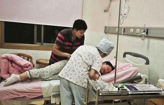 那些经历过的产妇是这样认为的:男医生并不会让人觉得不舒服.