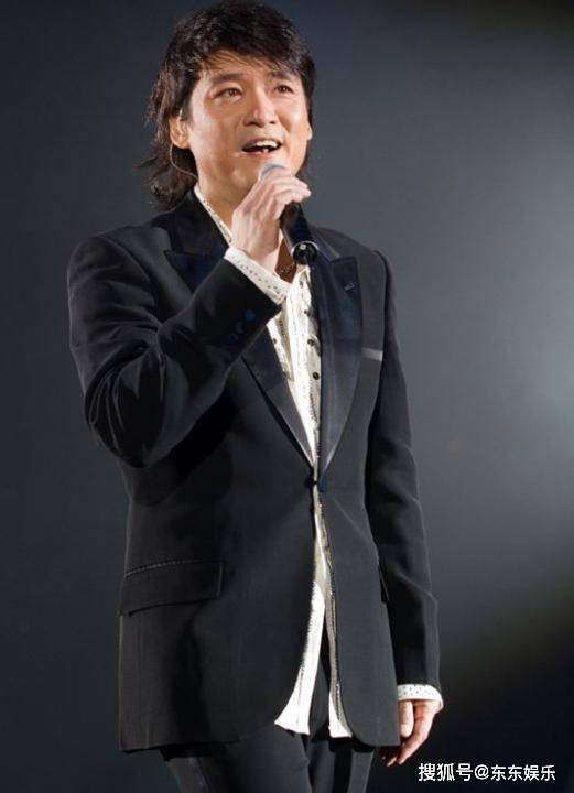 60岁齐秦坎坷一生与儿子对簿公堂嗓子失声51岁脸部60烧伤