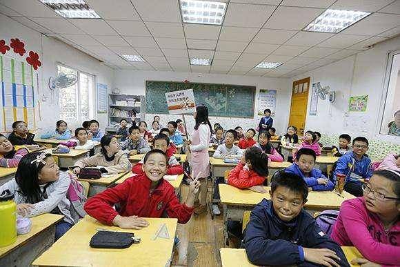 中小学生又迎来一个好消息,中小学复学有安排,老师家长都很欣慰