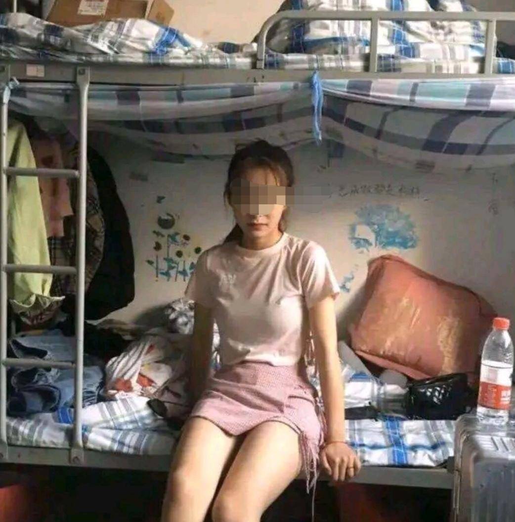 原创底层打工者到底有多廉价打工妹晒工资1月加班70小时到手2700扛不