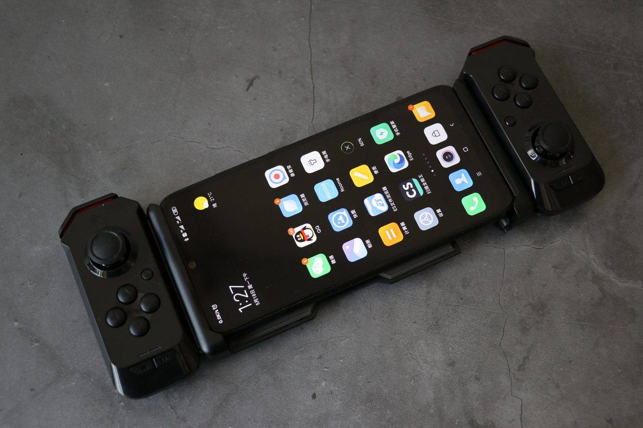 北通h2单双柄两用游戏手柄多种模式多倍欢乐