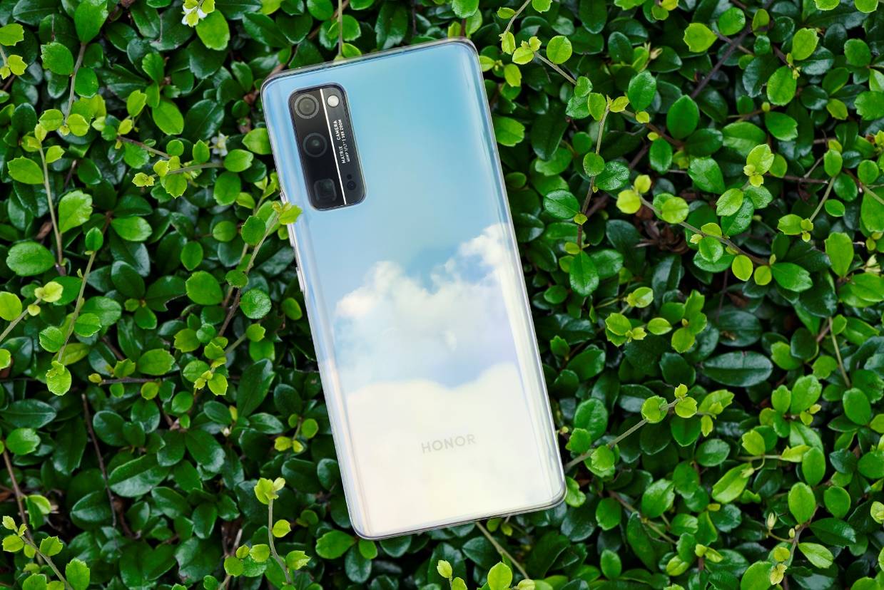 用慢综艺来治愈荣耀30系列流光幻镜陪你度过漫漫夏日