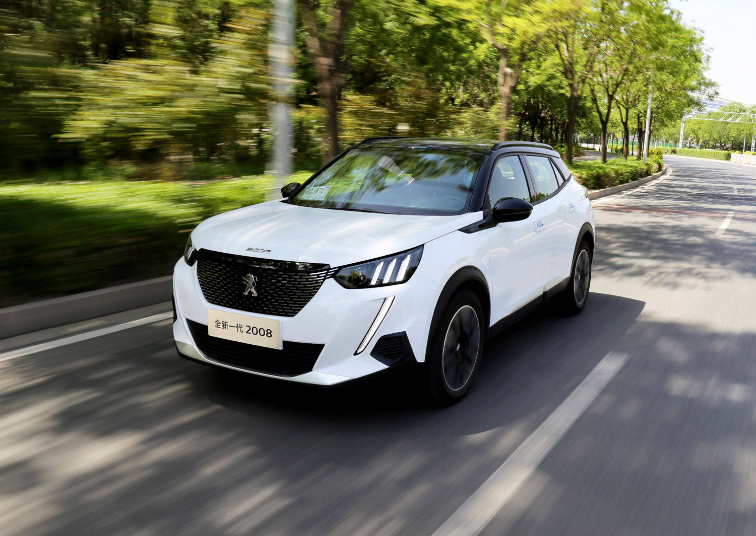 开到不想松手 试驾东风标致全新一代2008