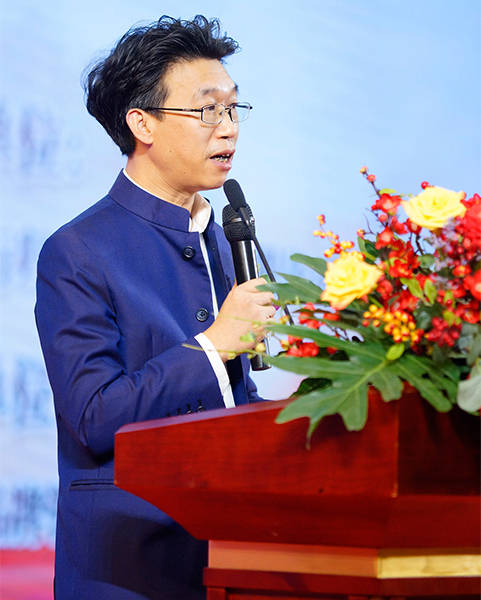 蒋安祥在2019中国传统文化尊享会上做大会主题演讲