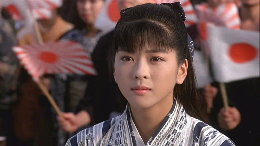 1973年出生的中山忍如今也已经47岁,却依然单身,似乎仍然守着"我会在