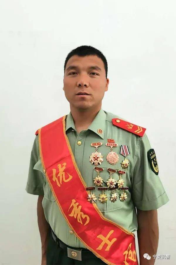 "老班长"如何带好"新战士"