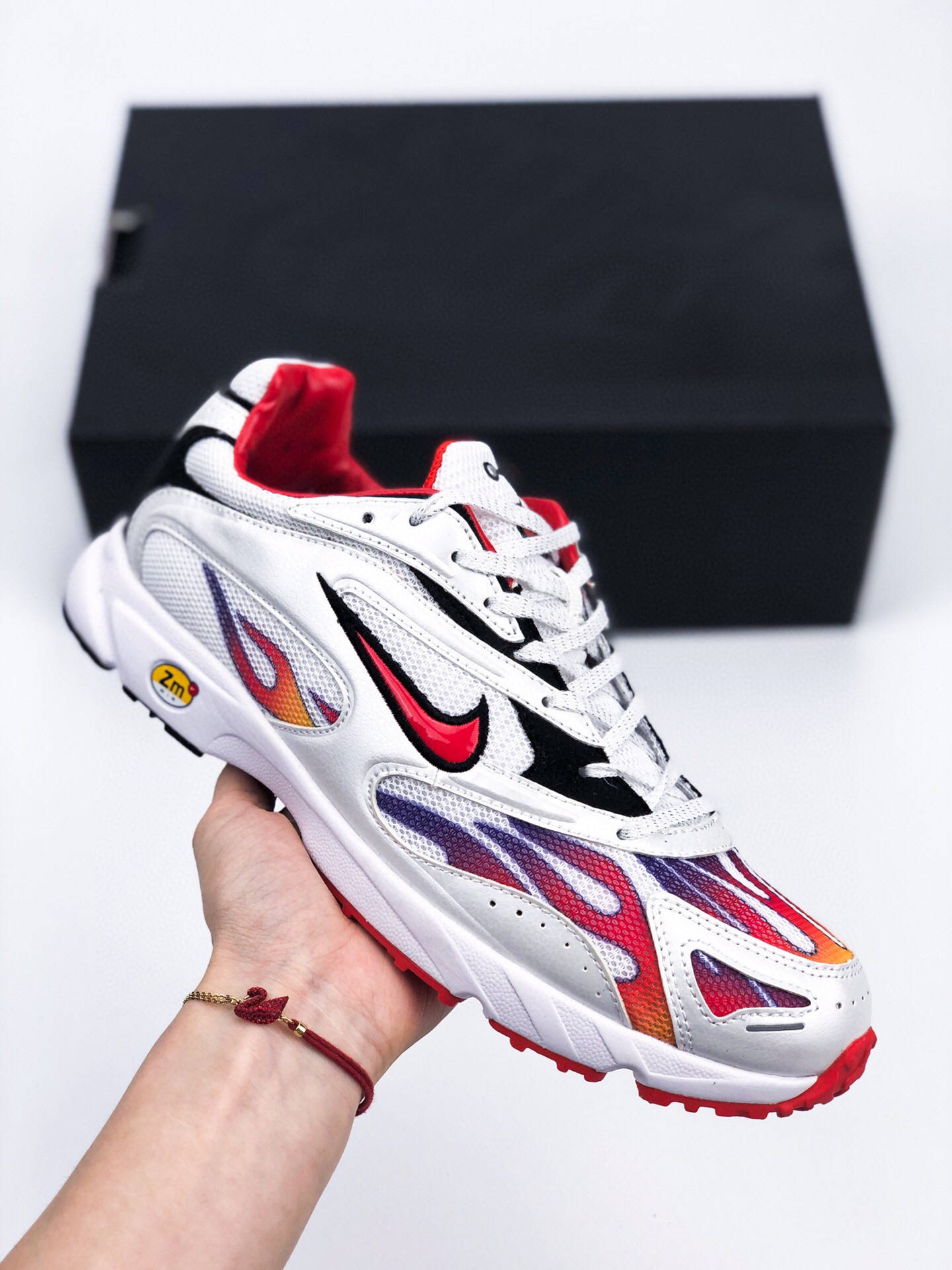 耐克nike x supreme zoom streak plus 黑绿白红火焰燃烧运动鞋