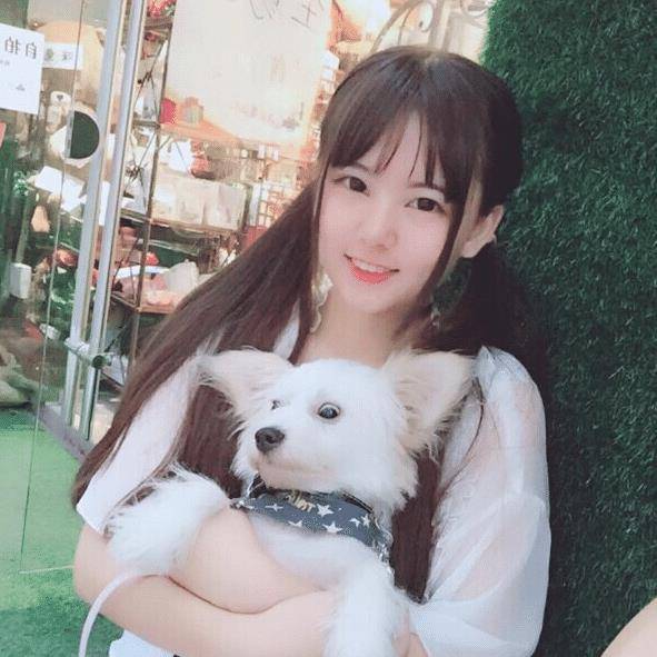 原创火线妹吃东西被客人偷拍看清她的真实颜值终于明白直男审美