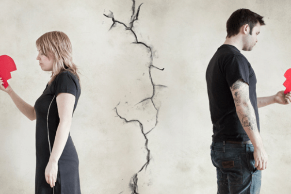 04擦肩而过——昨日种种刻心间有一种爱,会在夜深时,涌上你的脑海