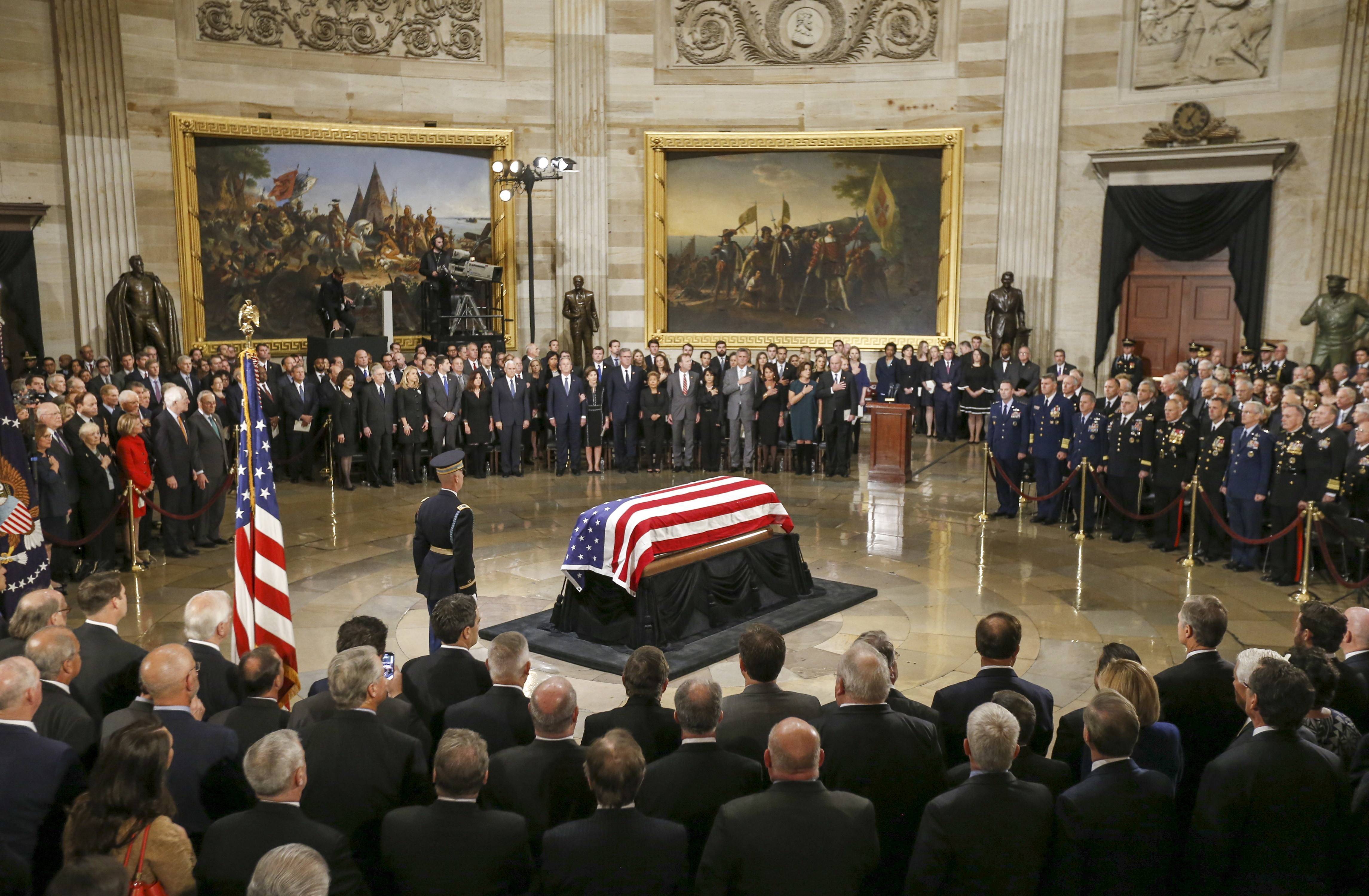 特朗普时代的总统俱乐部为何特朗普被美国所有前总统联合抵制