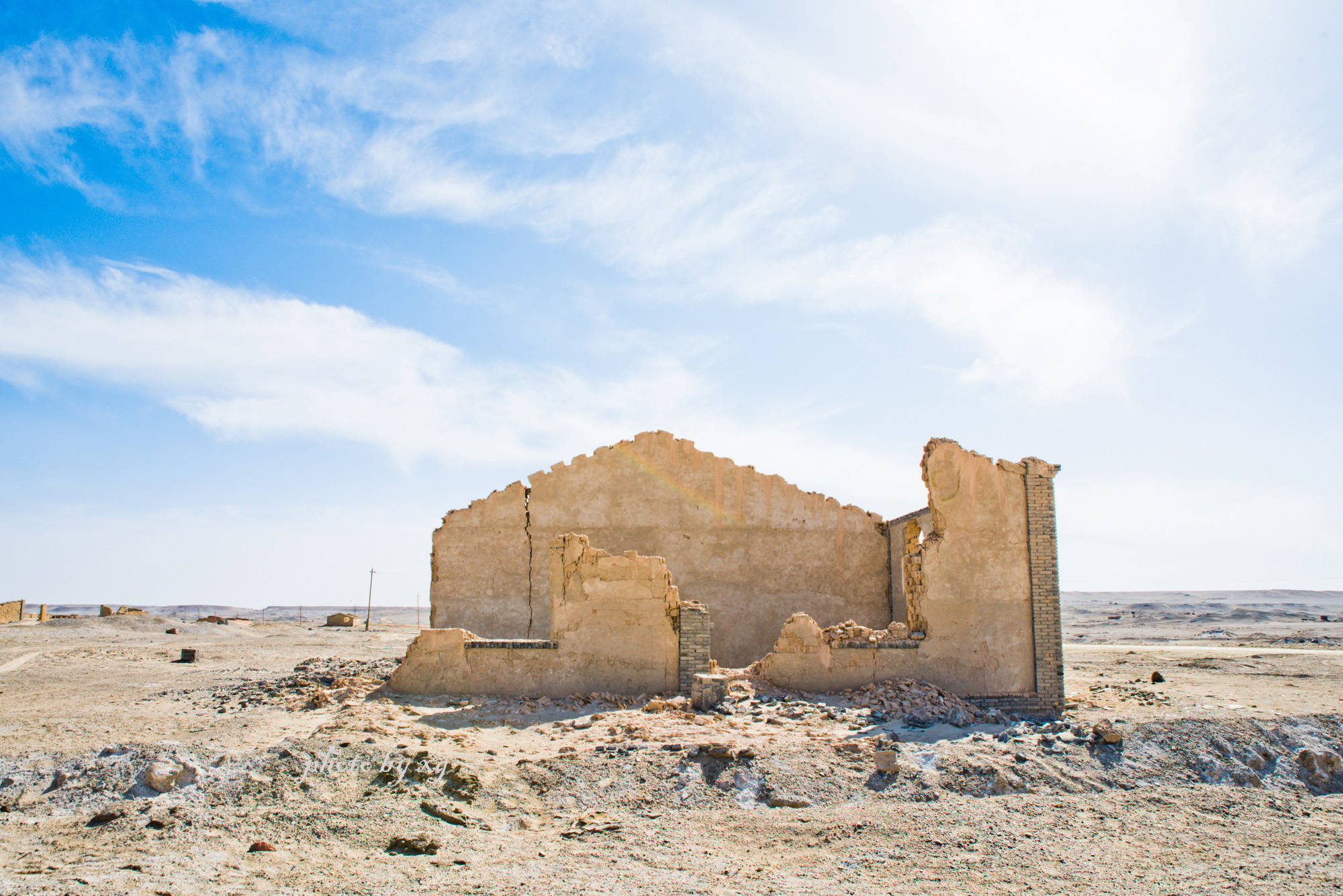 原创中国四大石油基地之一,曾被称为西北的小香港,现今只剩一片废墟