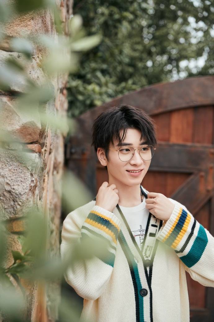 不只是高音王子,蔡程昱升级李宁青春系列推广大使