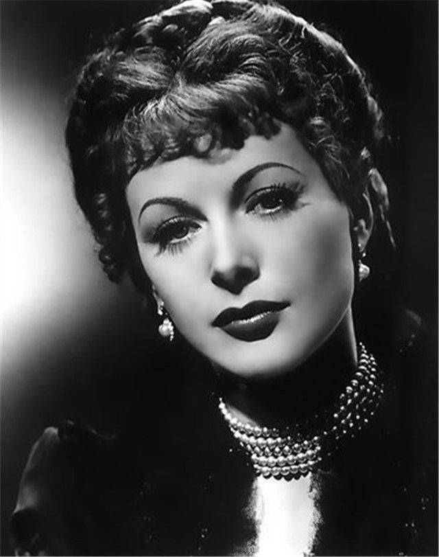 wifi之母海蒂·拉玛:比我聪明的没我漂亮,比我漂亮的没我聪明