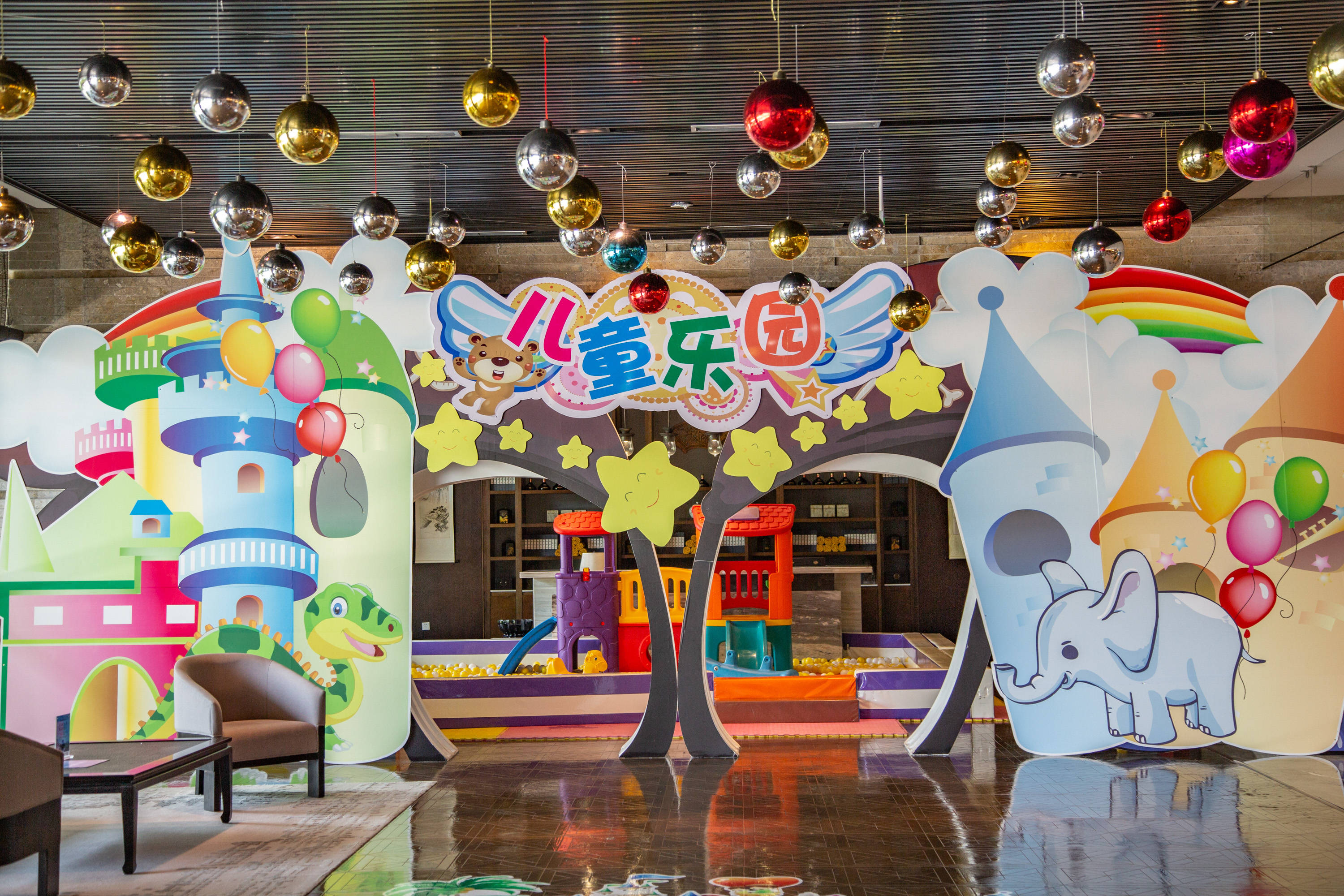 天气热南山加勒比玩水人又太多不用怕重庆又添玩水新去处了