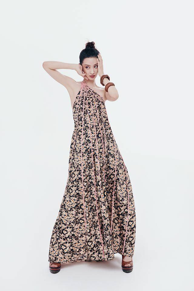 因《安家》中朱闪闪一角备受好评的孙佳雨,不知道