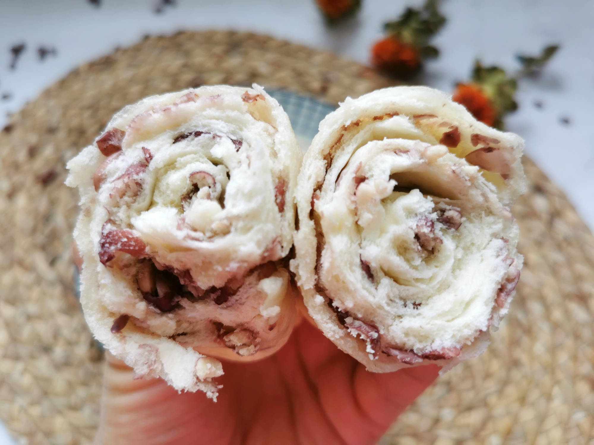 原创早餐怎么做又简单又好吃?早起30分钟,教你一发蒸红豆卷,省事儿