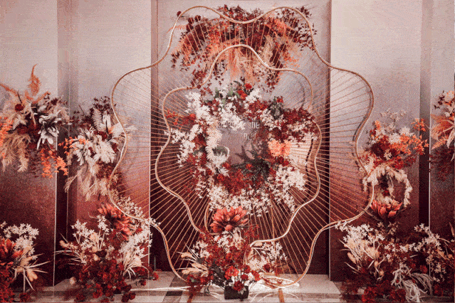 勃艮第红浸染的秋天将温柔性感到极致的颜色融入婚礼温暖神秘