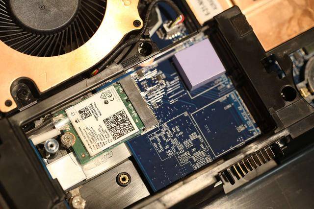 i9 9900k都弱爆了,吾空x5空妖r9 3900游戏本拆机评测