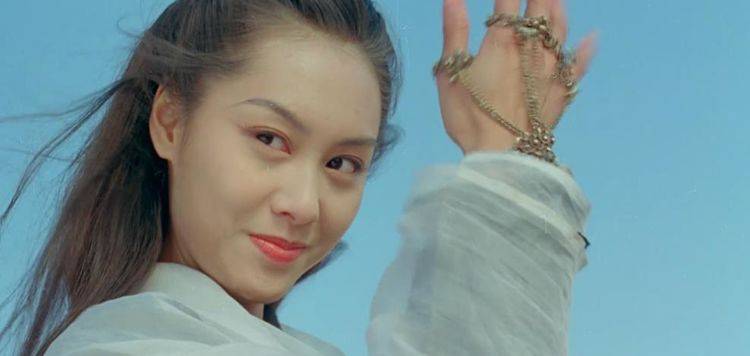 和周星驰合作过的5位港片女神,惊艳了20年,至今让人难以忘怀_朱茵