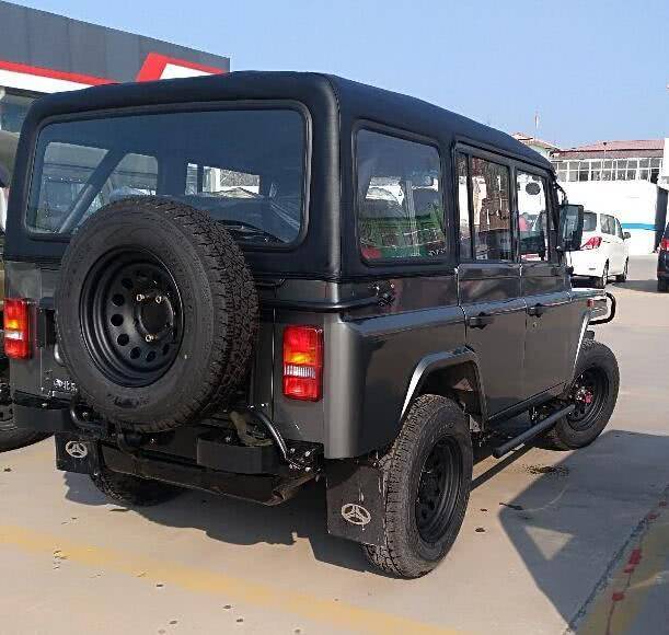 新款北汽bj212好在哪里车主细节升级后排空间变化最给力