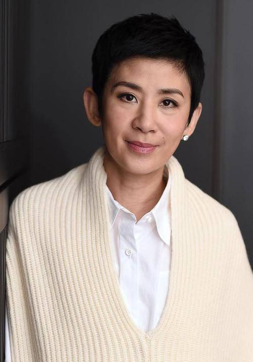 还在纠结洁面啫喱和洗面奶区别?百莉让你悦活美肌